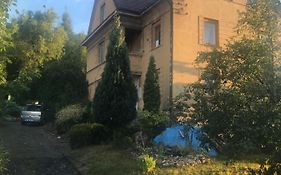 Prostorný byt ve vile se zahradou